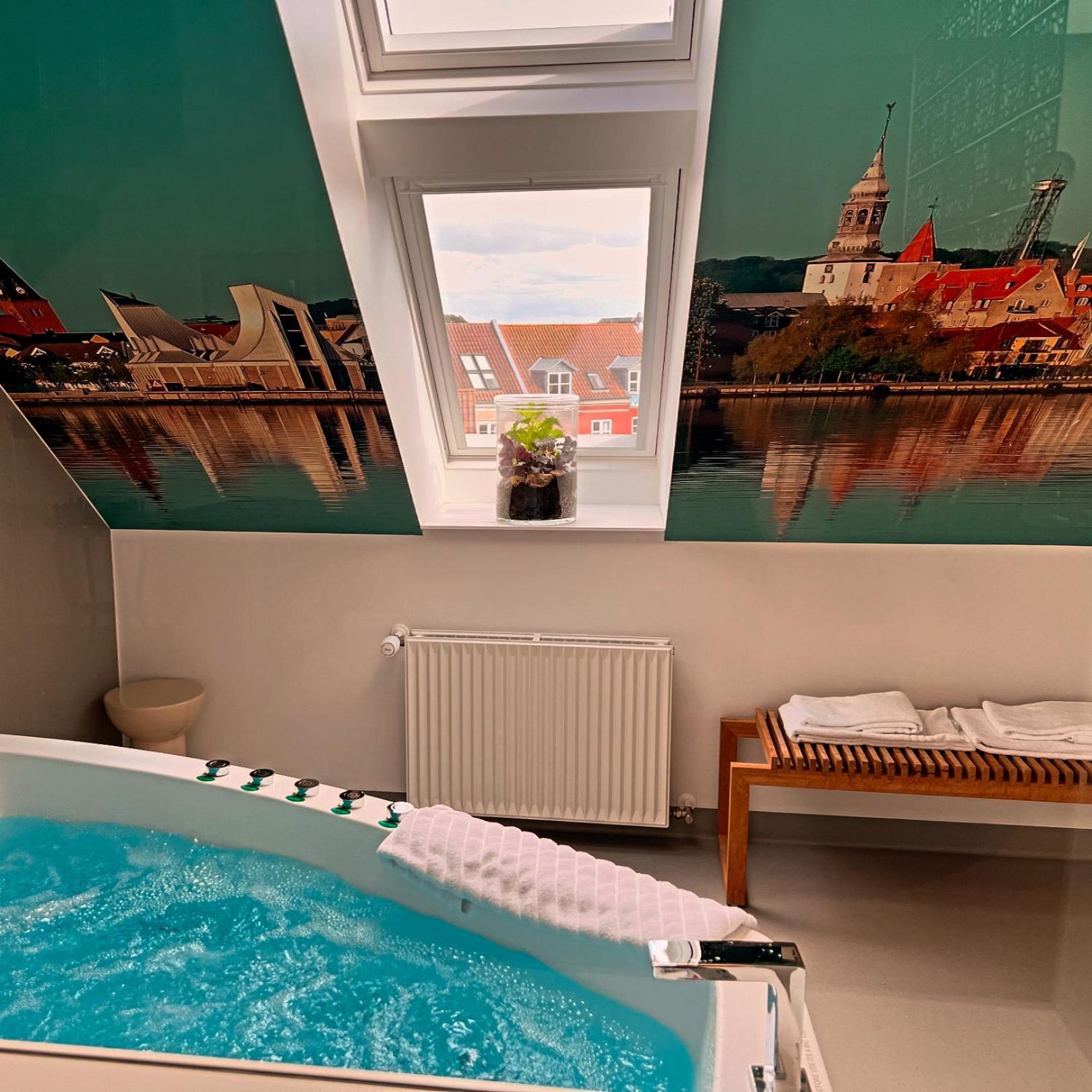 Mortens Kro Boutique Hotel Aalbor Kültér fotó